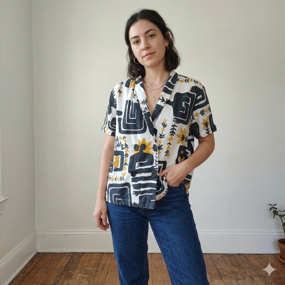 Riachuelo Incerti Top Women Medium White Graphic Double Breasted Linen Blend Art
